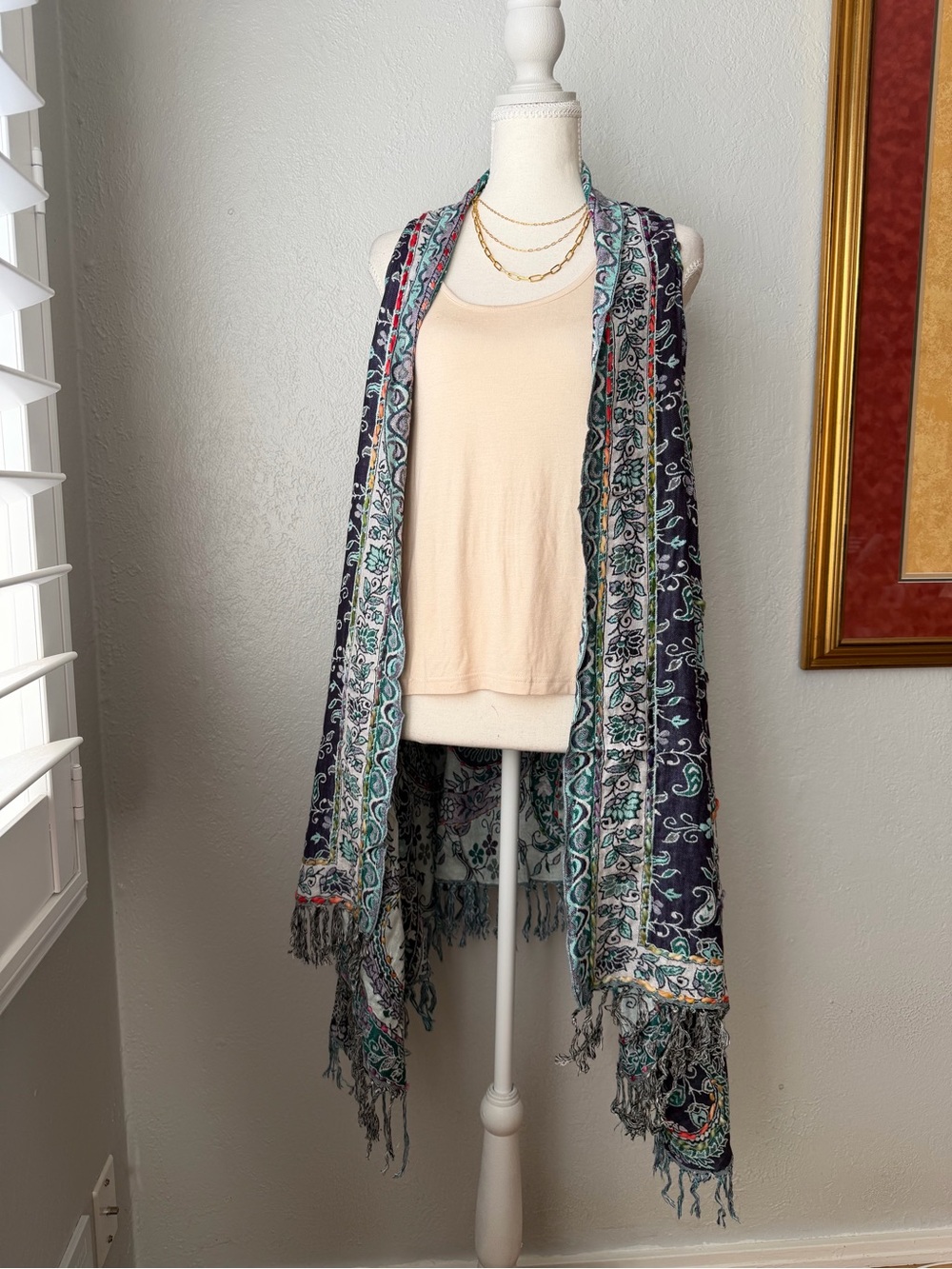 51-NWT Bohemian by Raj for Soft Surrounding Paisley Kimono Sleeveless Fringe O/S